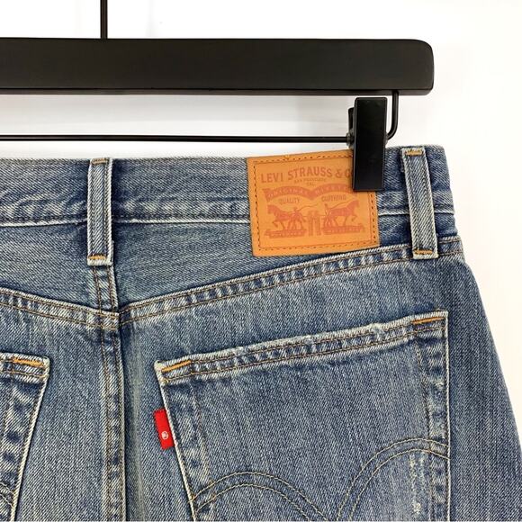 LEVI'S Blue Denim Mini Skirt Medium Wash 27 - Picture 9 of 9